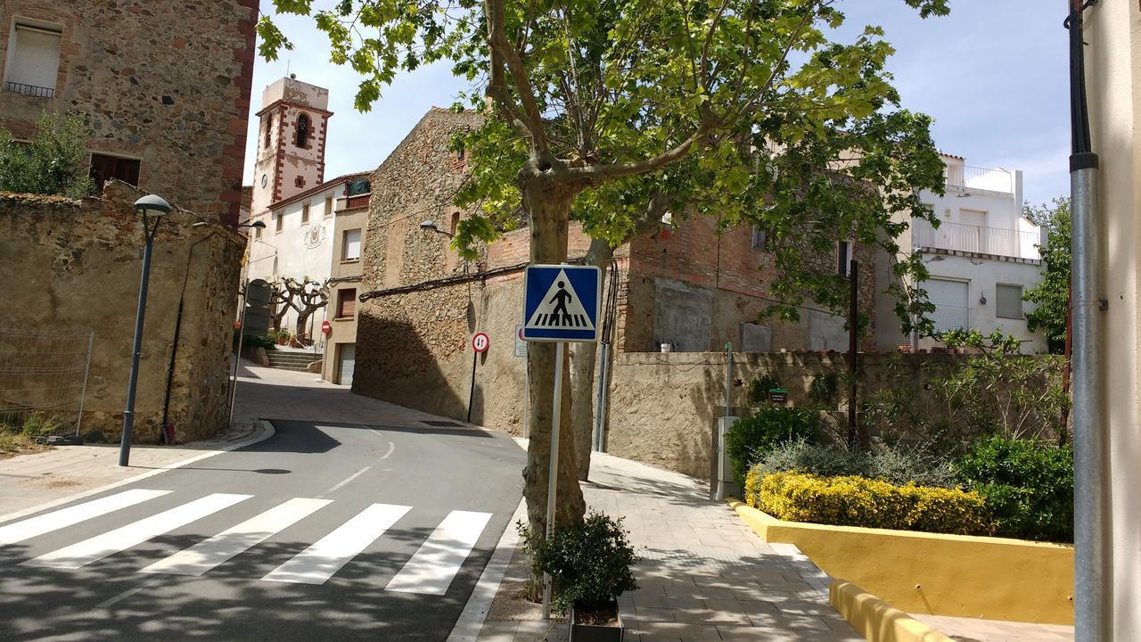 Ca L'Amadeu Hotel Vilanova de Escornalbou Exterior foto