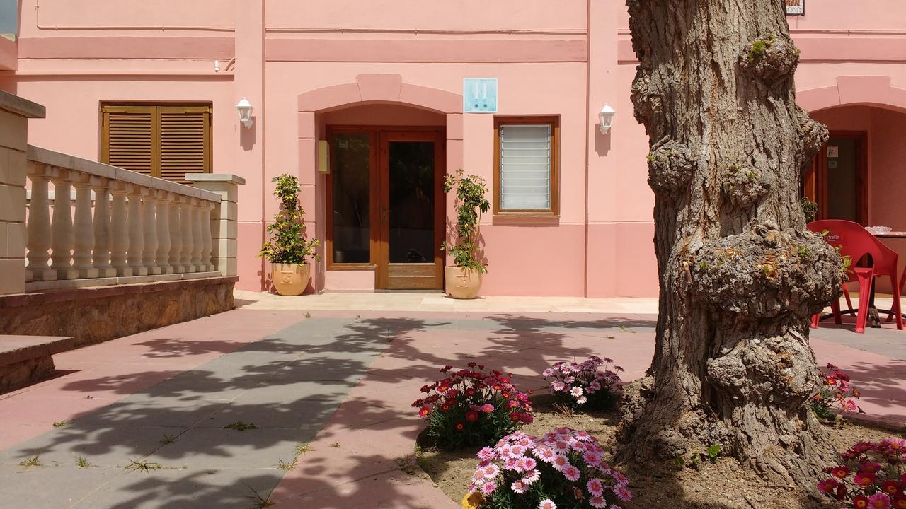 Ca L'Amadeu Hotel Vilanova de Escornalbou Exterior foto